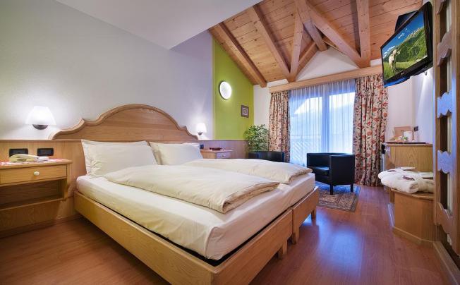 Фото отеля St. Michel Hotel