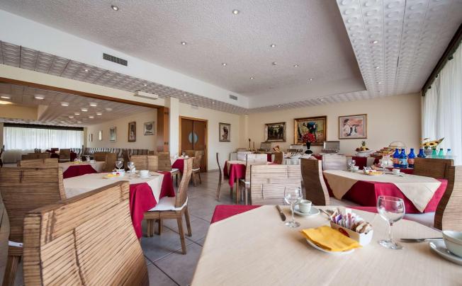Фото отеля Best Western Hotel Hr