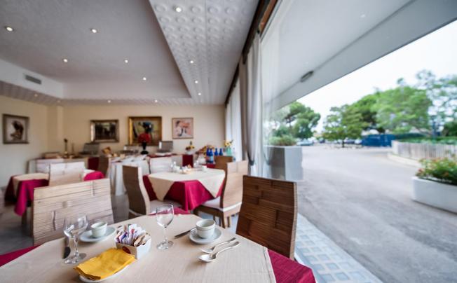 Фото отеля Best Western Hotel Hr