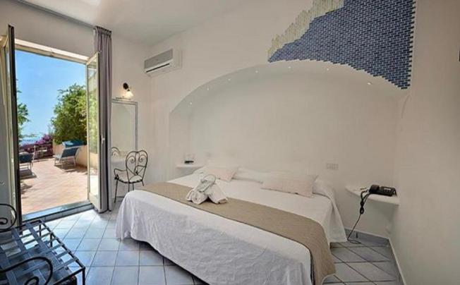 Фото отеля Pasitea Art Hotel