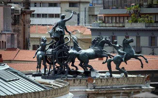 Фото отеля Plaza Opera Hotel