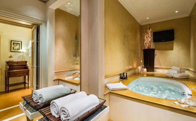 Фото отеля RELAIS SANTA CROCE 