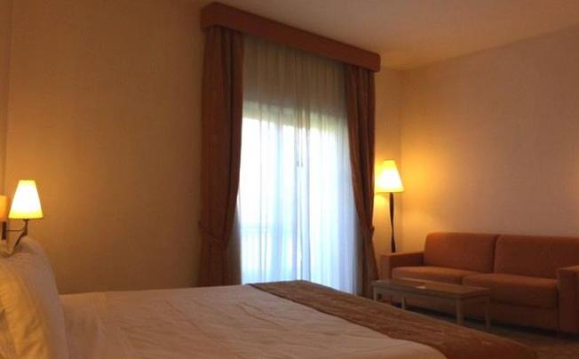 Фото отеля Golden Tulip Resort Marina di Castello