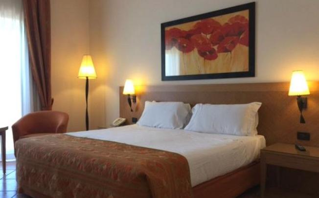 Фото отеля Golden Tulip Resort Marina di Castello