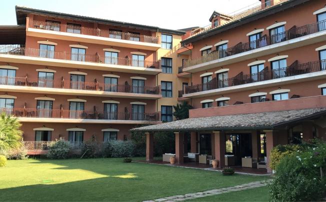 Фото отеля Golden Tulip Resort Marina di Castello