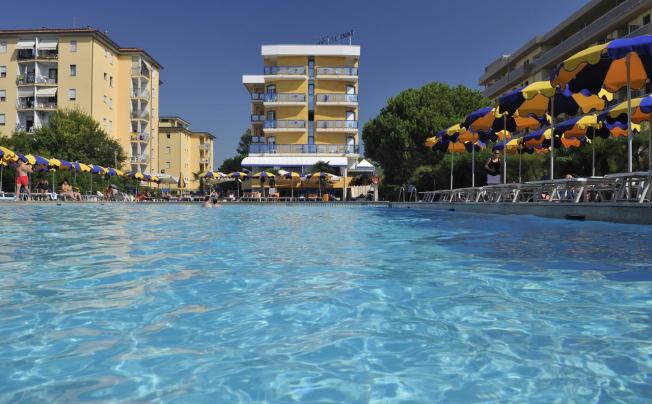 Фото отеля Hotel bellevue