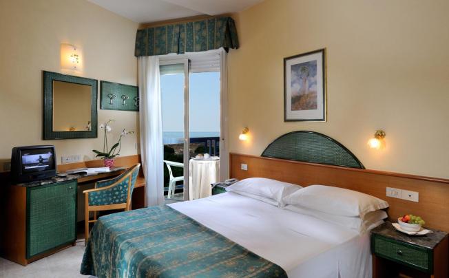 Фото отеля Hotel bellevue