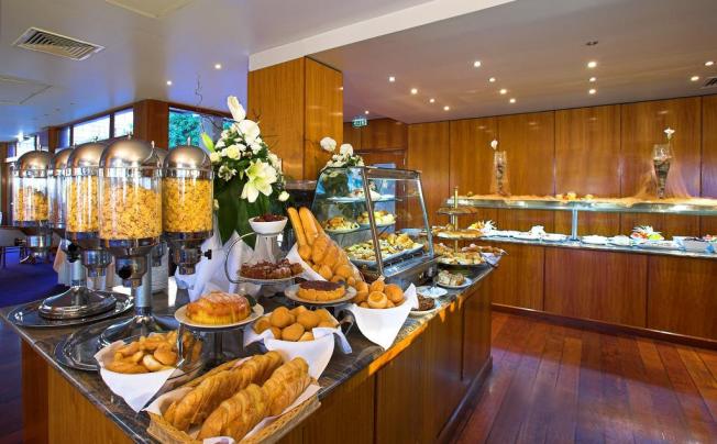 Фото отеля Golden Bay Beach Hotel