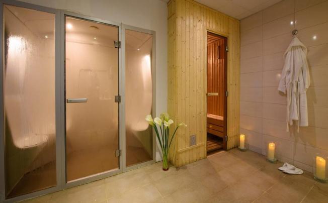 Фото отеля Golden Bay Beach Hotel
