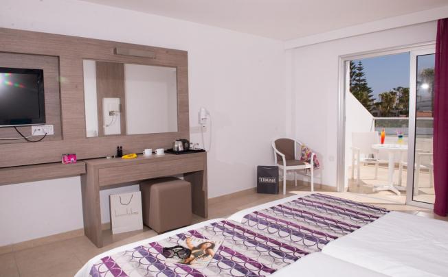 Фото отеля NEW FAMAGUSTA 