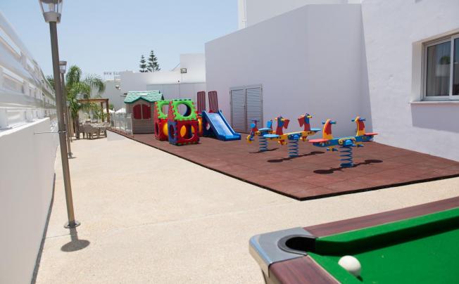 Фото отеля NEW FAMAGUSTA 