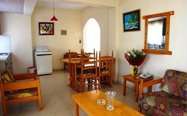 Фото отеля Androthea Hotel Apartments