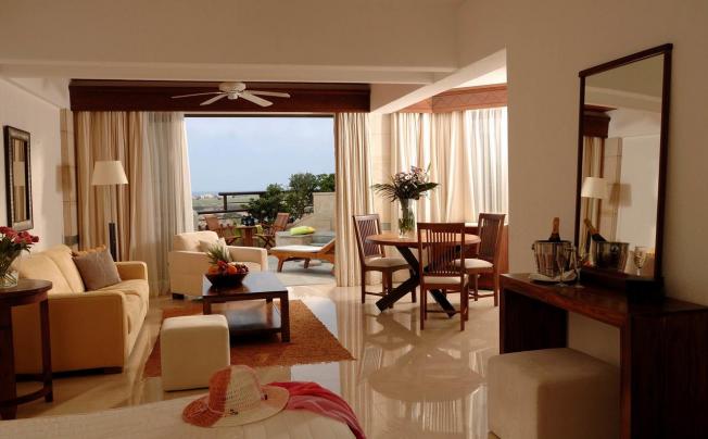 Фото отеля Coral Beach Hotel & Resort