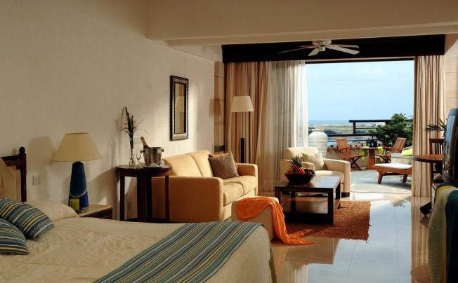 Фото отеля Coral Beach Hotel & Resort