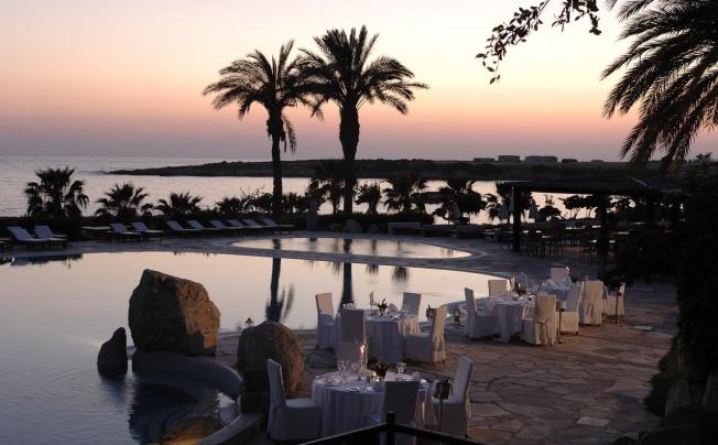Фото отеля Coral Beach Hotel & Resort