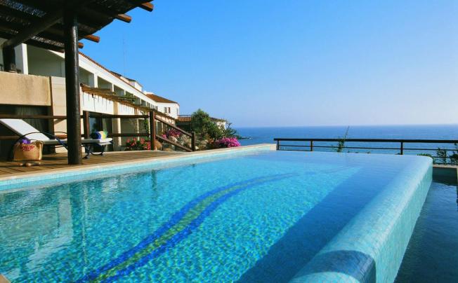 Фото отеля Coral Beach Hotel & Resort