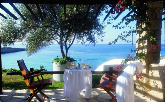 Фото отеля Coral Beach Hotel & Resort