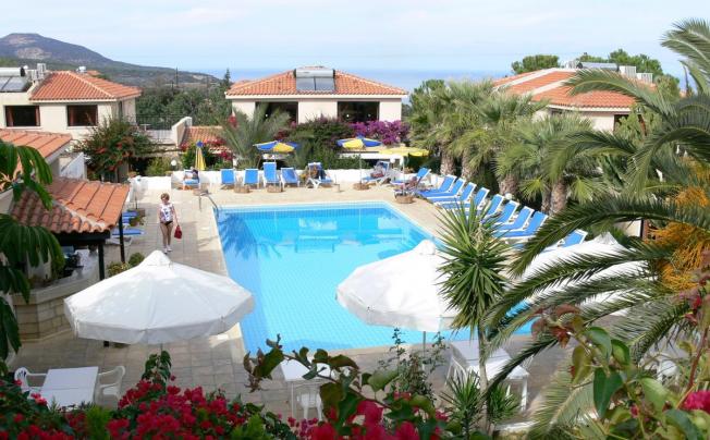 Фото отеля Tavros Hotel Apartments