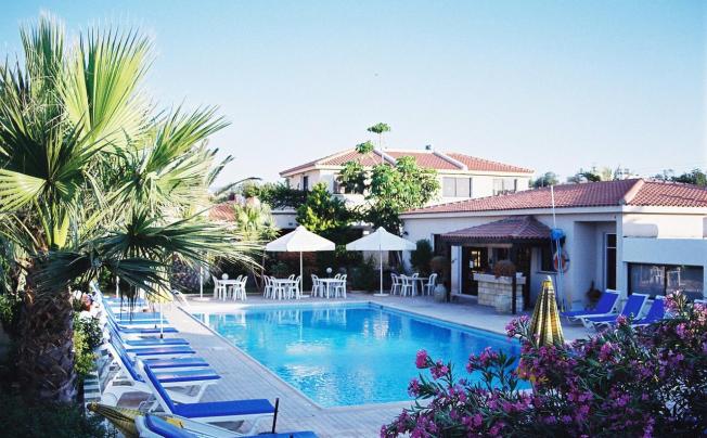Фото отеля Tavros Hotel Apartments