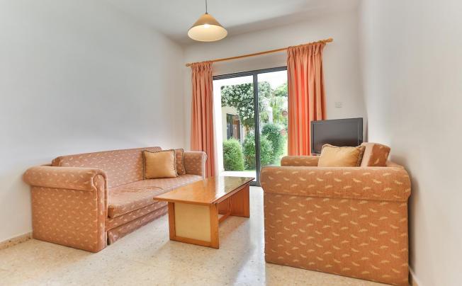 Фото отеля Tavros Hotel Apartments
