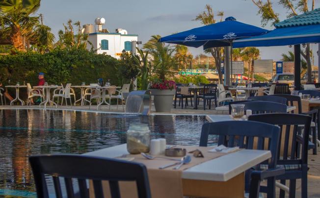 Фото отеля ANONYMOUS BEACH HOTEL 