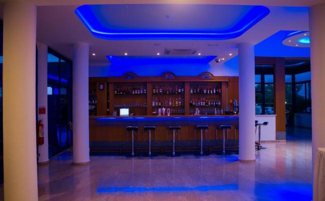 Фото отеля ANONYMOUS BEACH HOTEL 