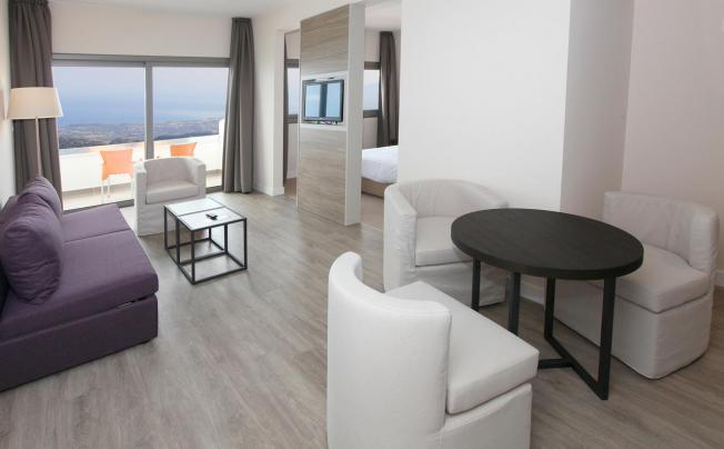 Фото отеля Droushia Heights Hotel