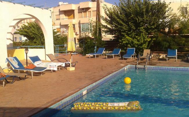 Фото отеля Salmary Apartments