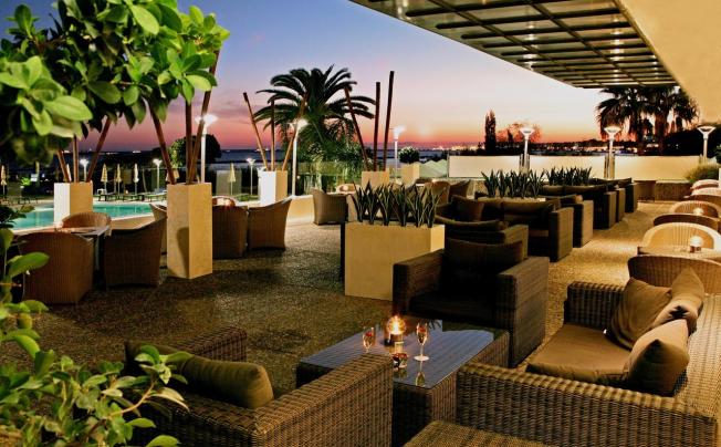 Фото отеля Crowne Plaza Limassol