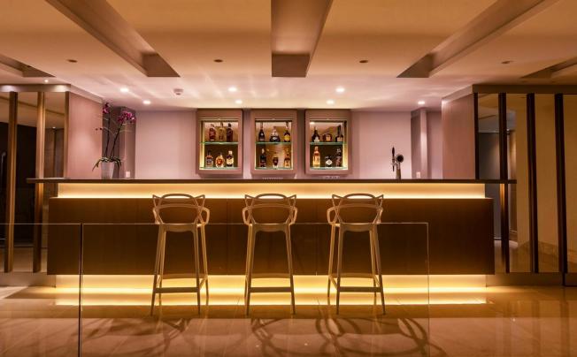 Фото отеля Crowne Plaza Limassol