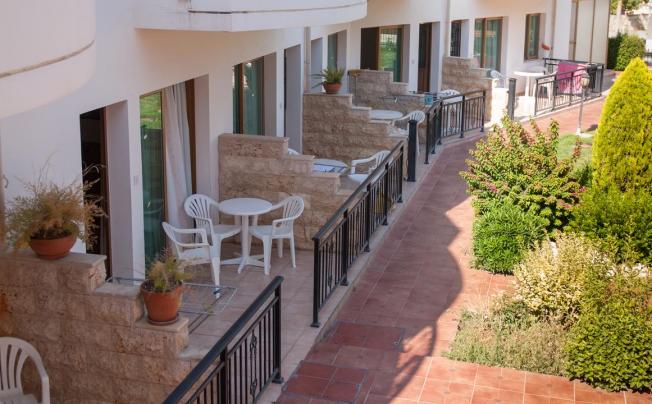 Фото отеля Kotzias Beach Apartments