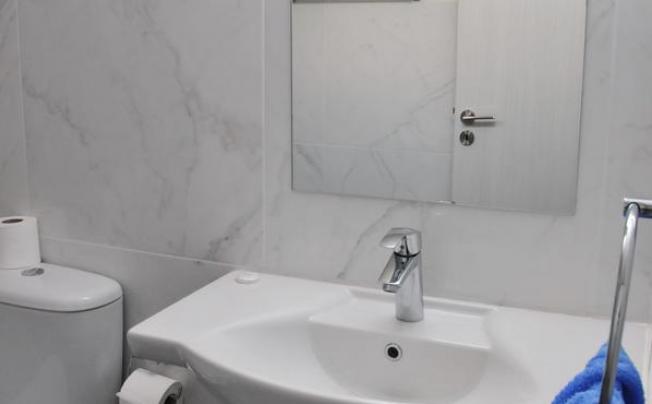 Фото отеля Kaos Hotel & Apartments