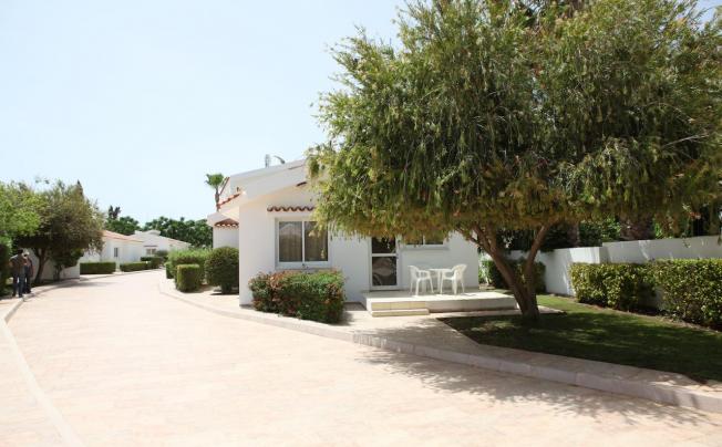 Фото отеля MAISTRALI BEACH HOTEL APTS 