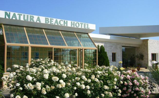 Фото отеля Natura Beach Hotel & Villas