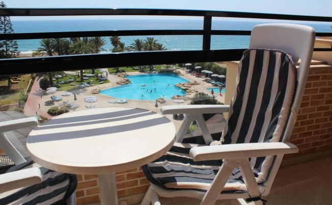 Фото отеля VENUS BEACH HOTEL 