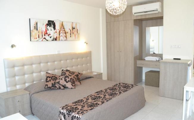 Фото отеля Marianna Hotel Tourist Apartments