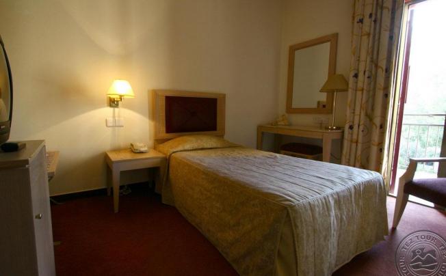Фото отеля Curium Palace Hotel