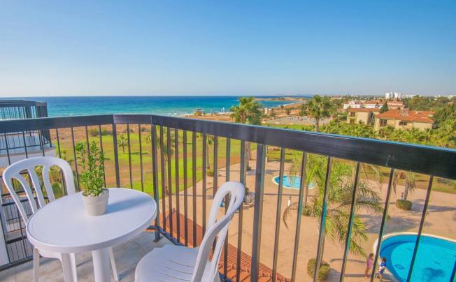 Фото отеля ANMARIA BEACH HOTEL 