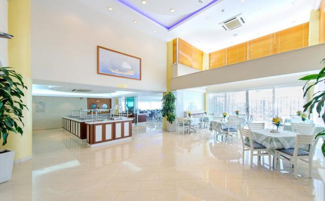 Фото отеля Tasia Maris Beach Hotel & Spa