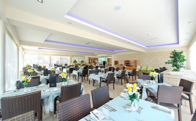 Фото отеля Tasia Maris Beach Hotel & Spa