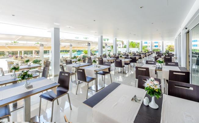 Фото отеля Tasia Maris Beach Hotel & Spa