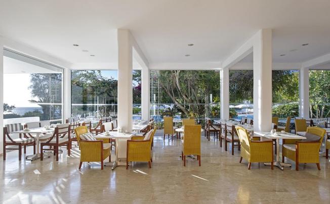 Фото отеля Grecian Sands Hotel