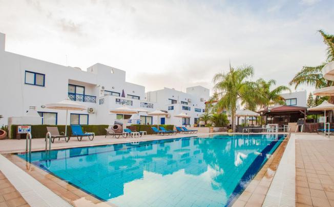Фото отеля Flouressia Gardens & Villas