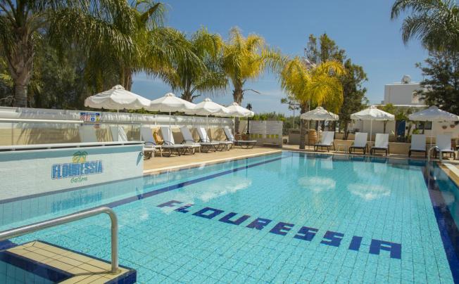 Фото отеля Flouressia Gardens & Villas