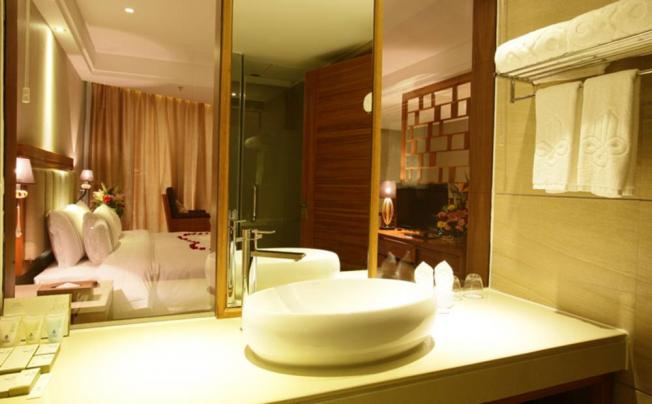 Фото отеля RISING SEAVIEW HOTEL SANYA