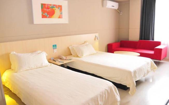 Фото отеля Jinjiang Inn Sanya Jiefang Road