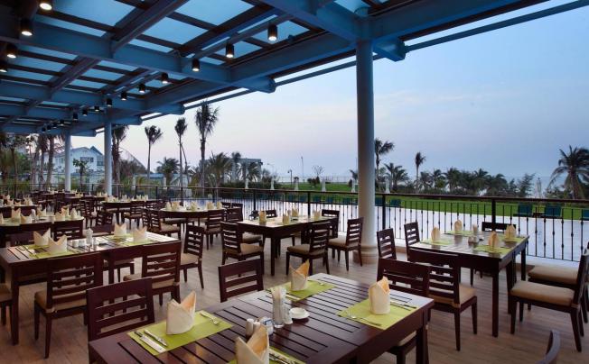 Фото отеля Sanya Seacube Holiday Hotel