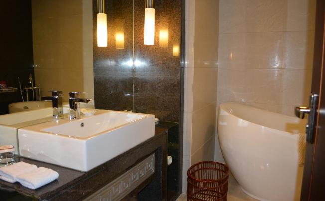 Фото отеля Oscar Hotel Haikou