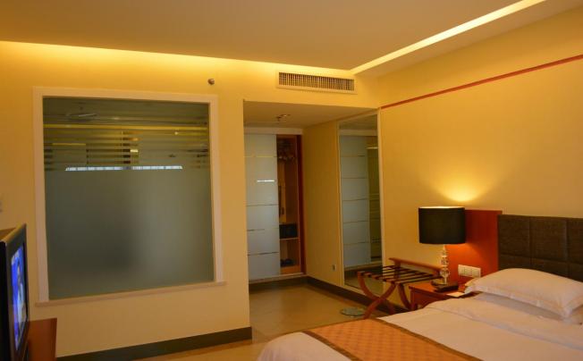Фото отеля Oscar Hotel Haikou