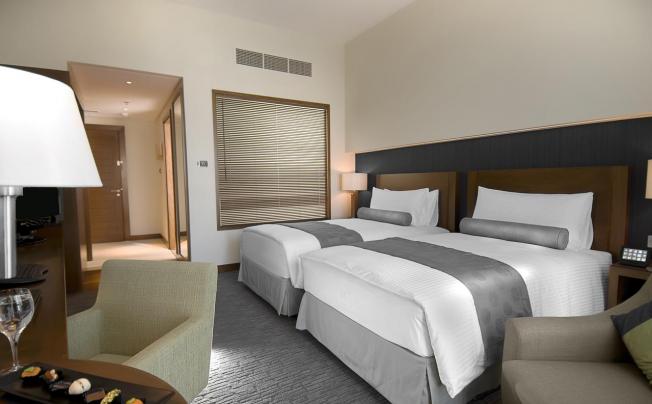 Фото отеля Grand Millennium Al Wahda Hotel